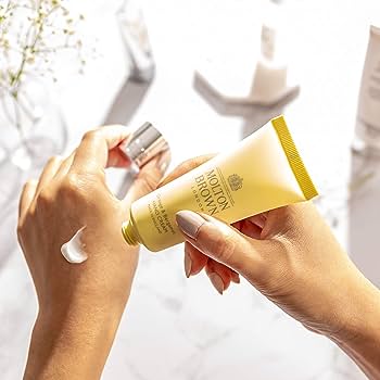 Molton Brown Orange &amp; Bergamot Hand Cream - 40ml